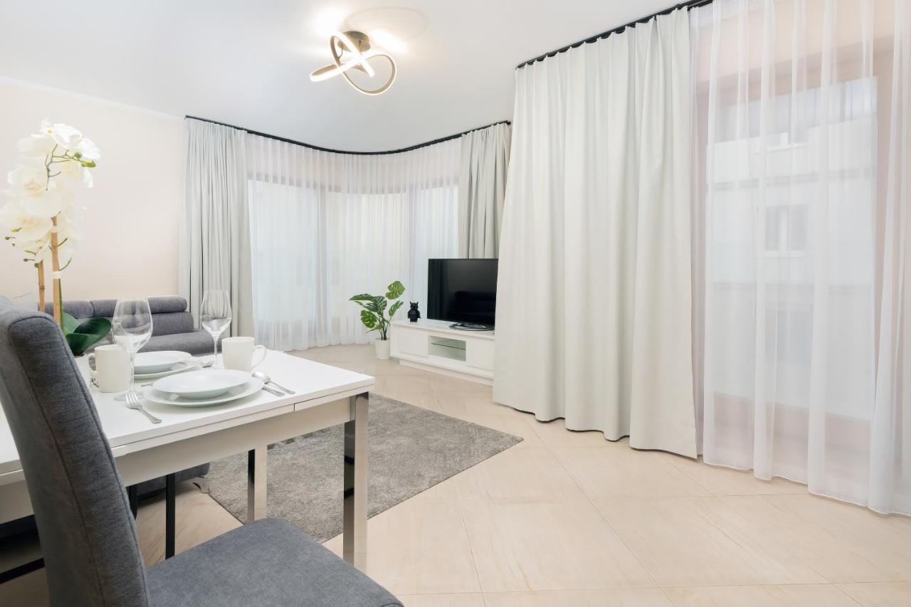 Batorego 7 Gdynia Apartments By Noclegi Renters Екстер'єр фото